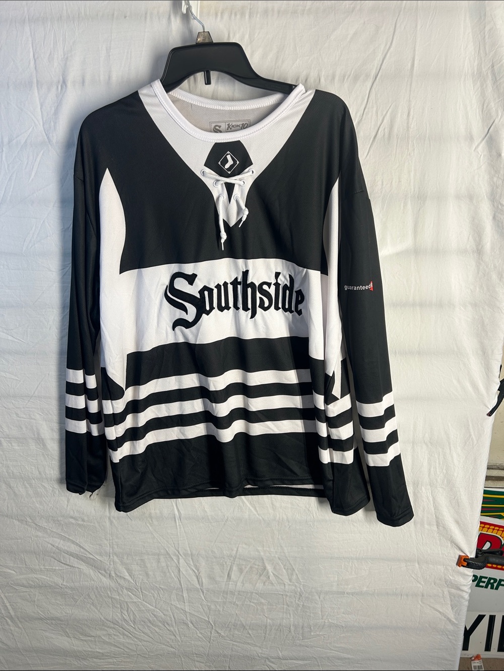 Lace-Up Crewneck long sleeve t-shirt in Black & White
